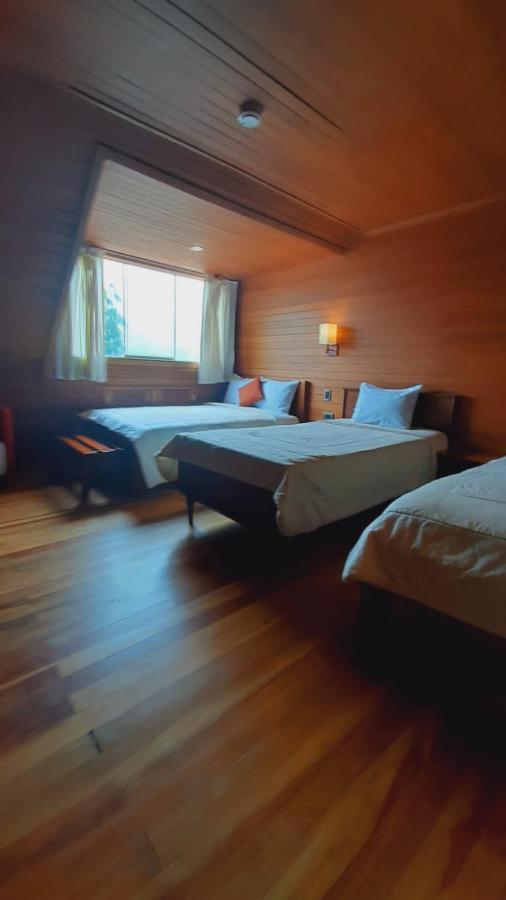 Hotel Heidinger Оксапампа Экстерьер фото