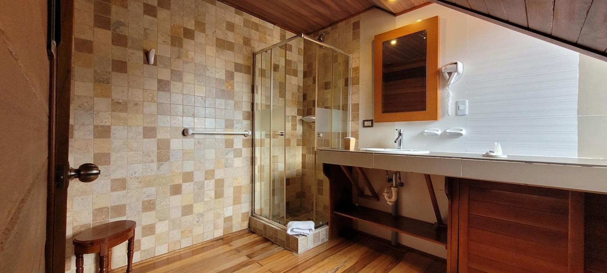 Hotel Heidinger Оксапампа Экстерьер фото